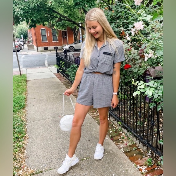 Black and White Checkered Cropped Set - Picture 1 of 7